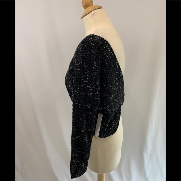 Abound Black/White Heather Twist Back Crop Pullover Sweater - Picture 3 of 7